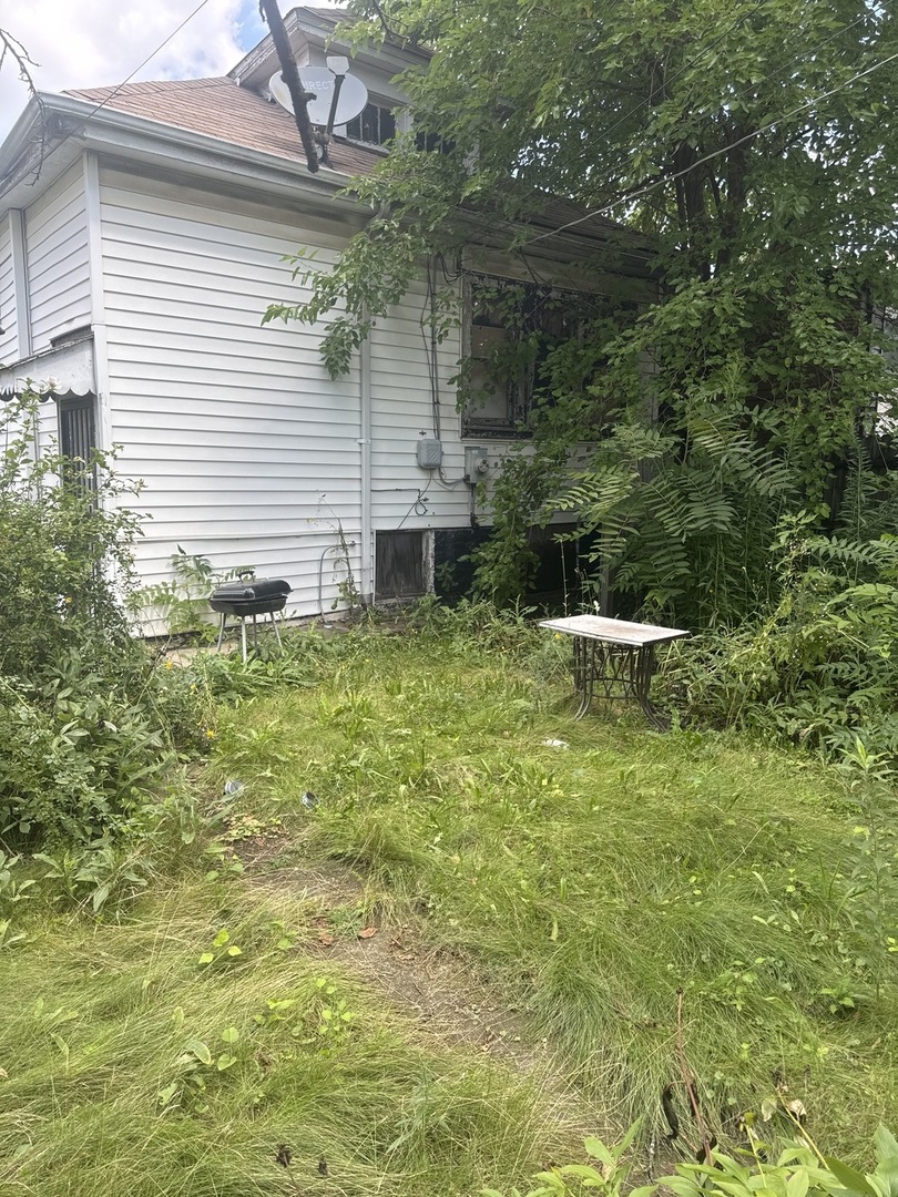 1205 E 93rd Street