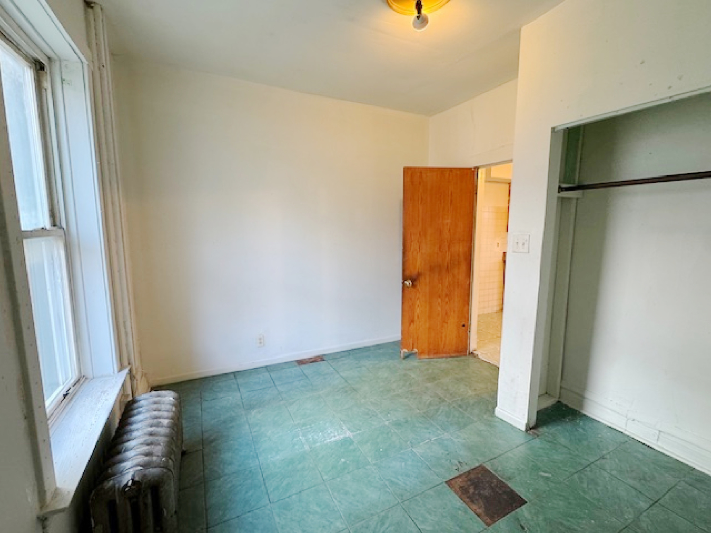 201 N Lamon Avenue