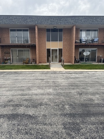 18340 CHERRY CREEK Drive Unit: 7