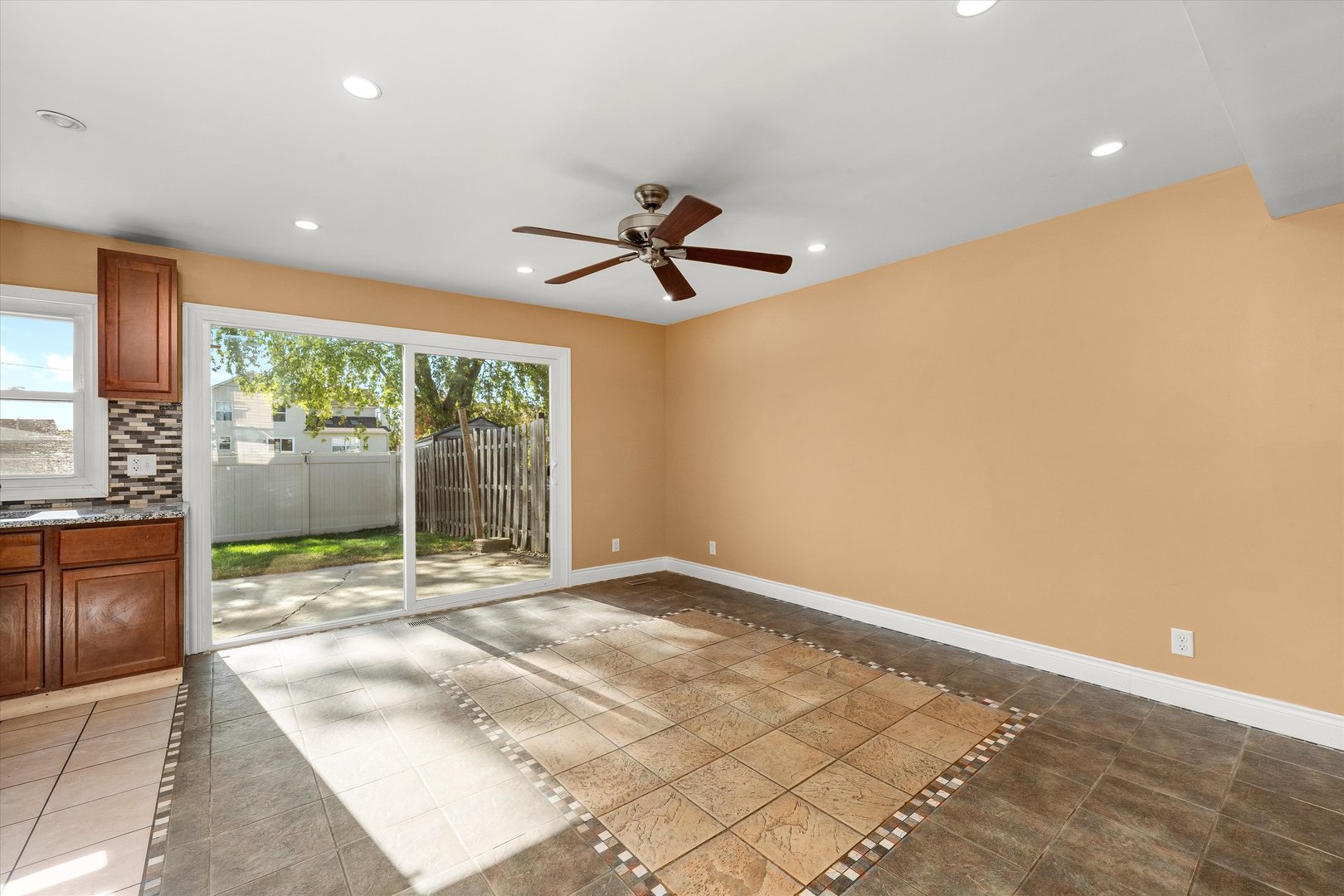 20 Honeybear Lane