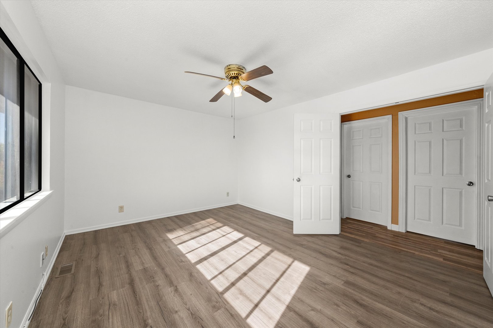 20 Honeybear Lane