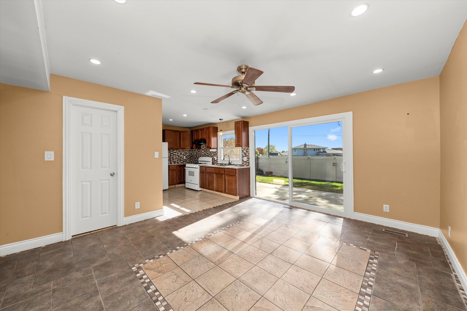 20 Honeybear Lane