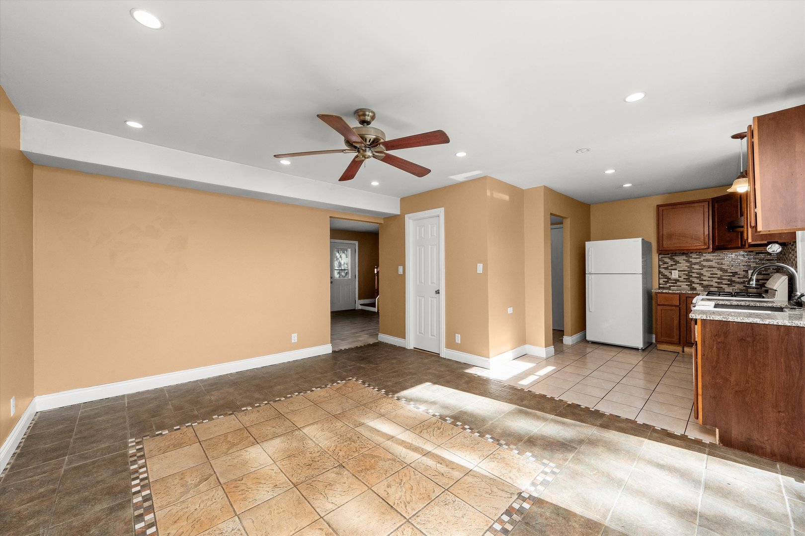 20 Honeybear Lane