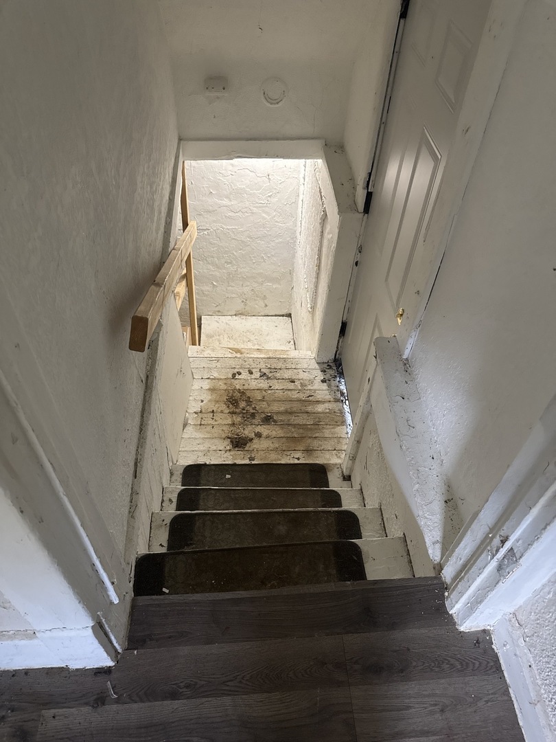 943 E Bourbonnais Street