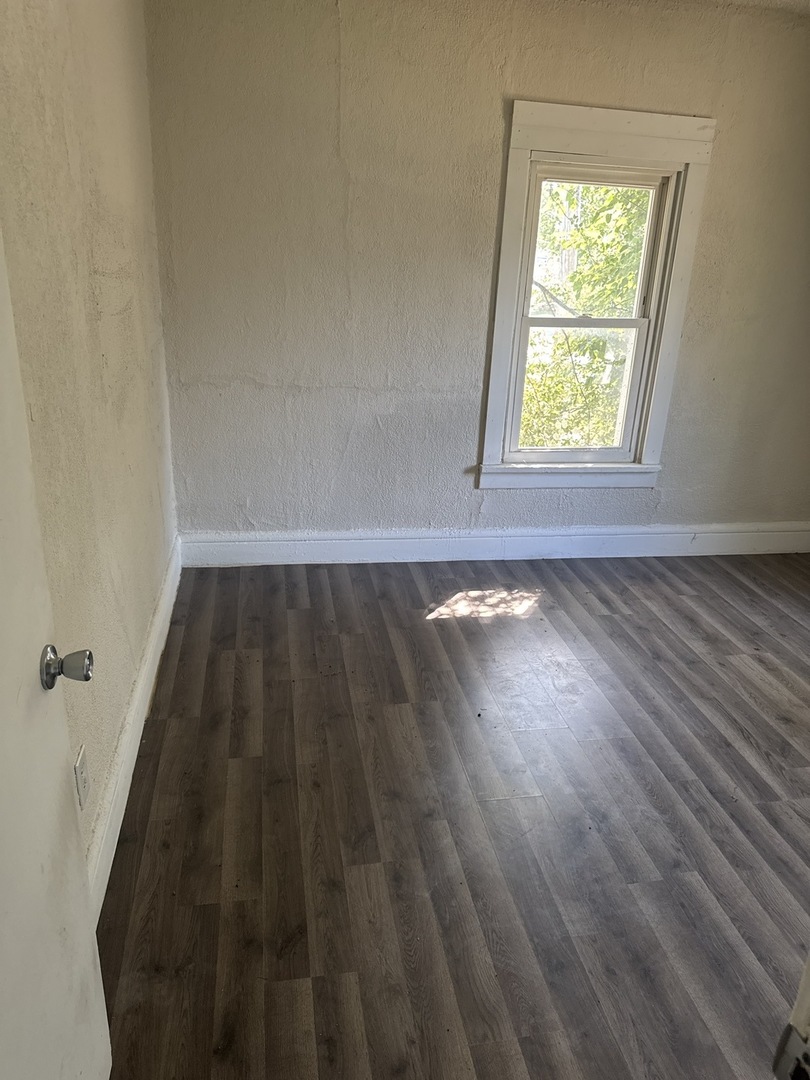 943 E Bourbonnais Street