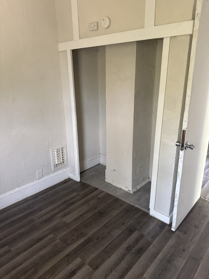 943 E Bourbonnais Street