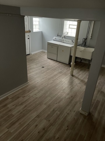 7535 S Vernon Avenue