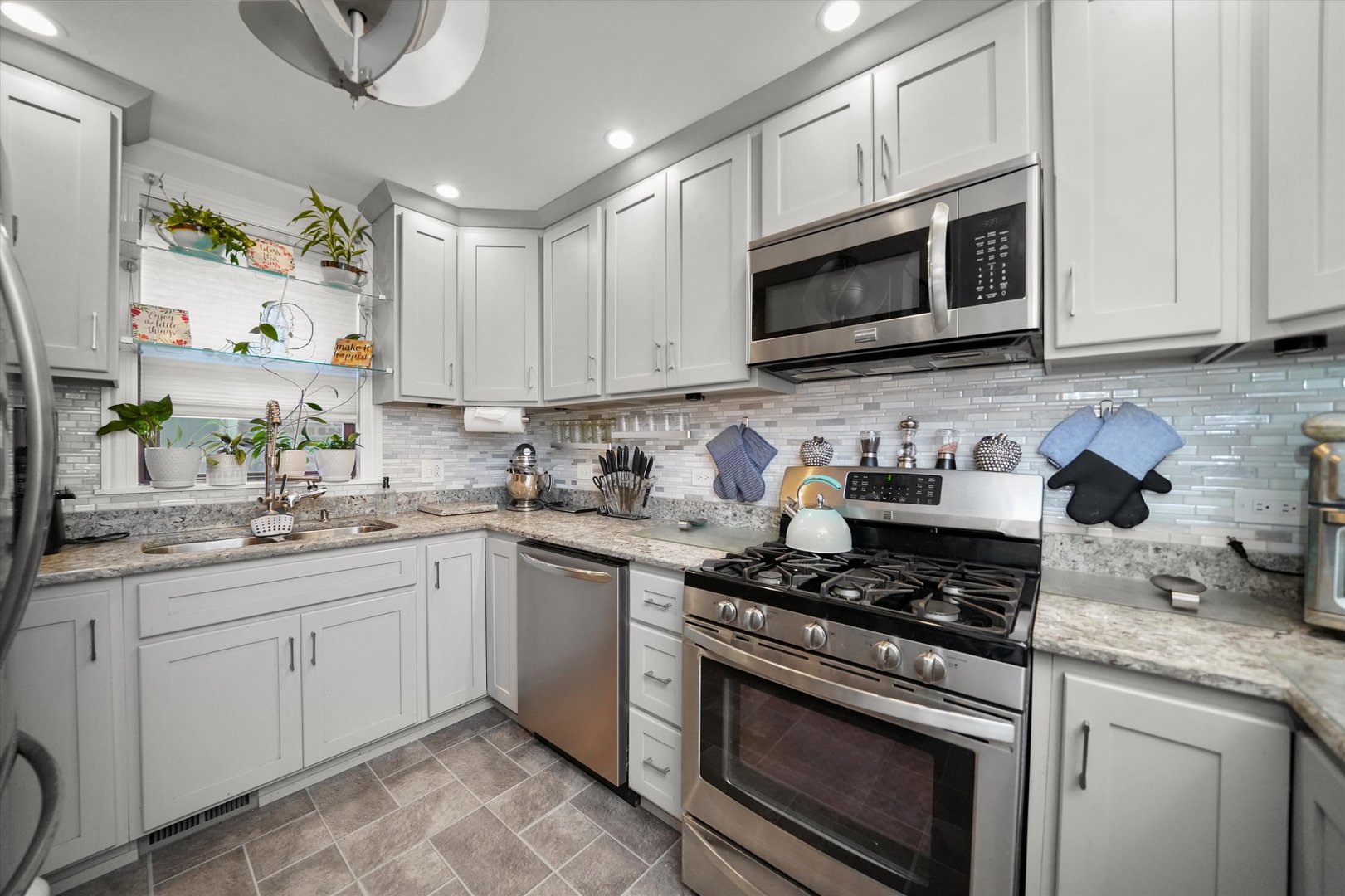 14214 S Parnell Avenue