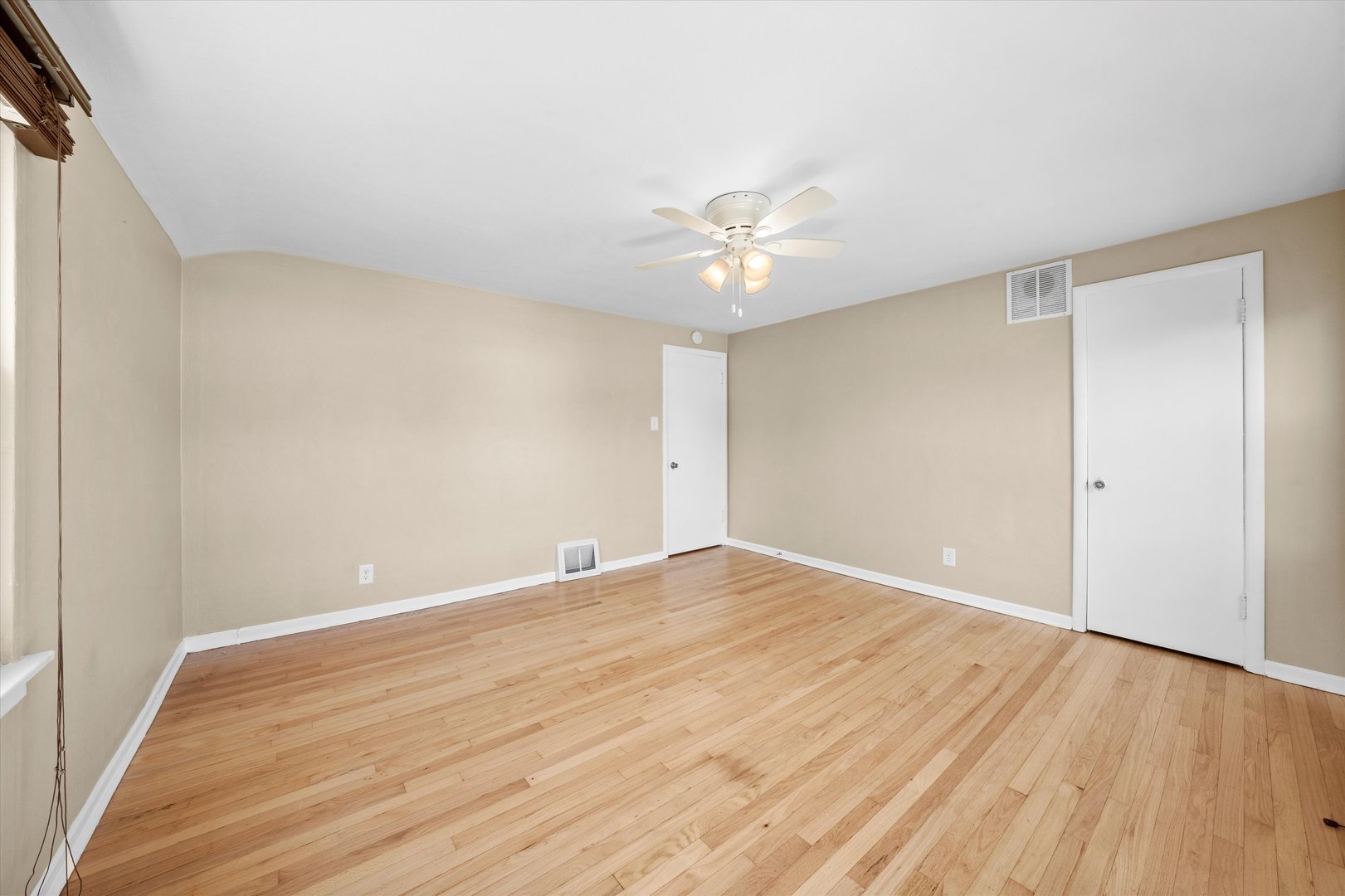 1380 Wentworth Avenue