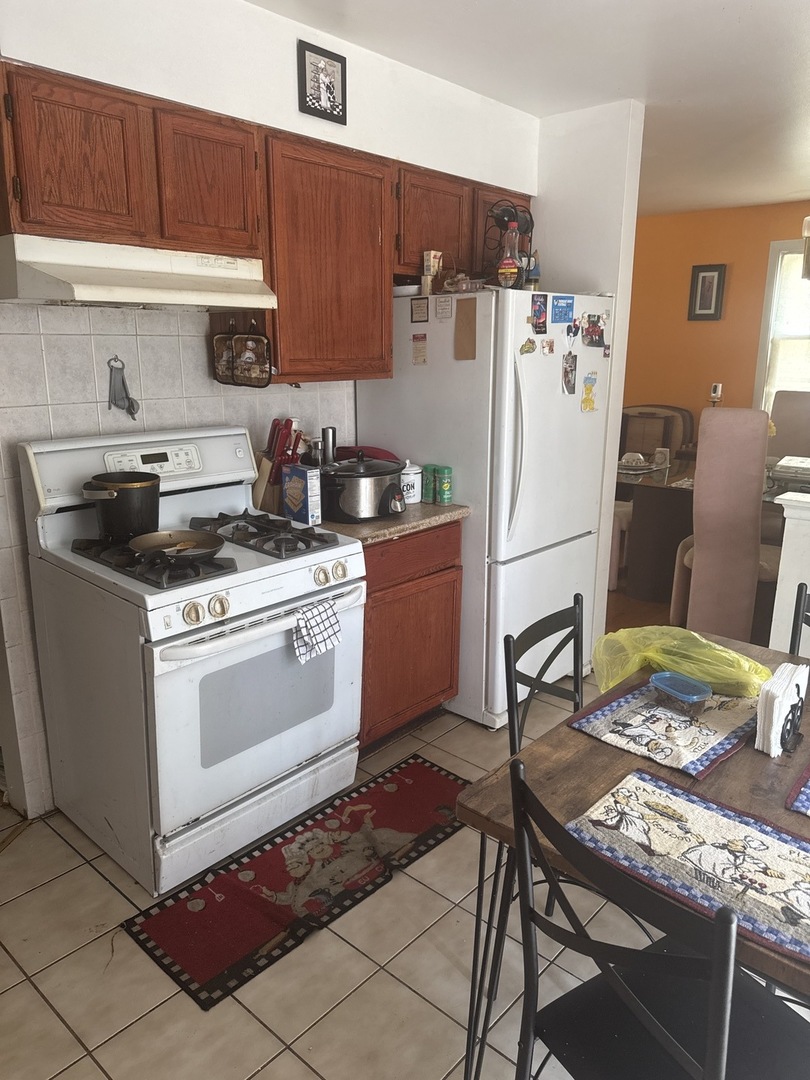 3509 Birchwood Drive