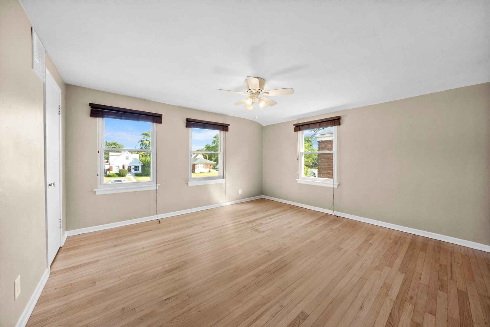 1380 Wentworth Avenue