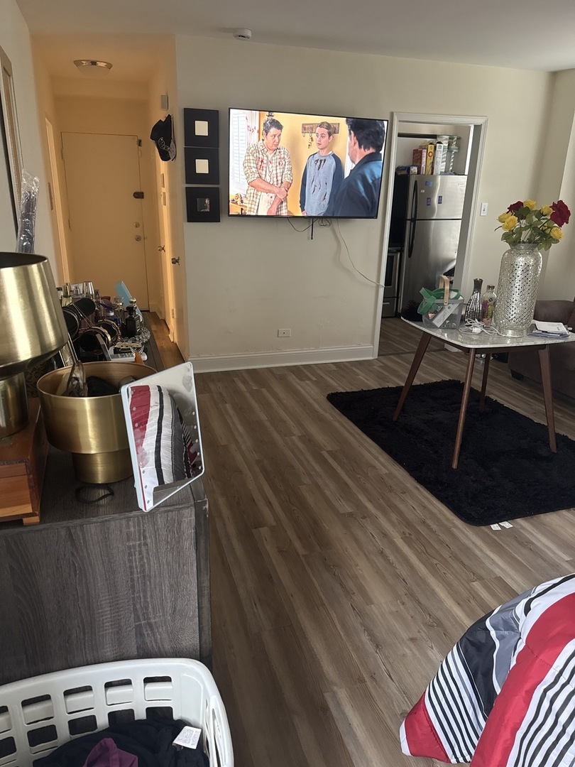 7363 S South Shore Drive Unit: 209