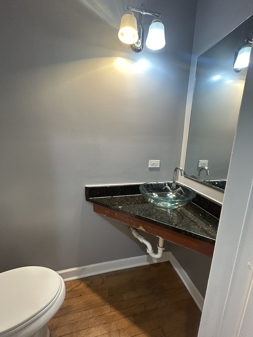 8226 S Drexel Avenue