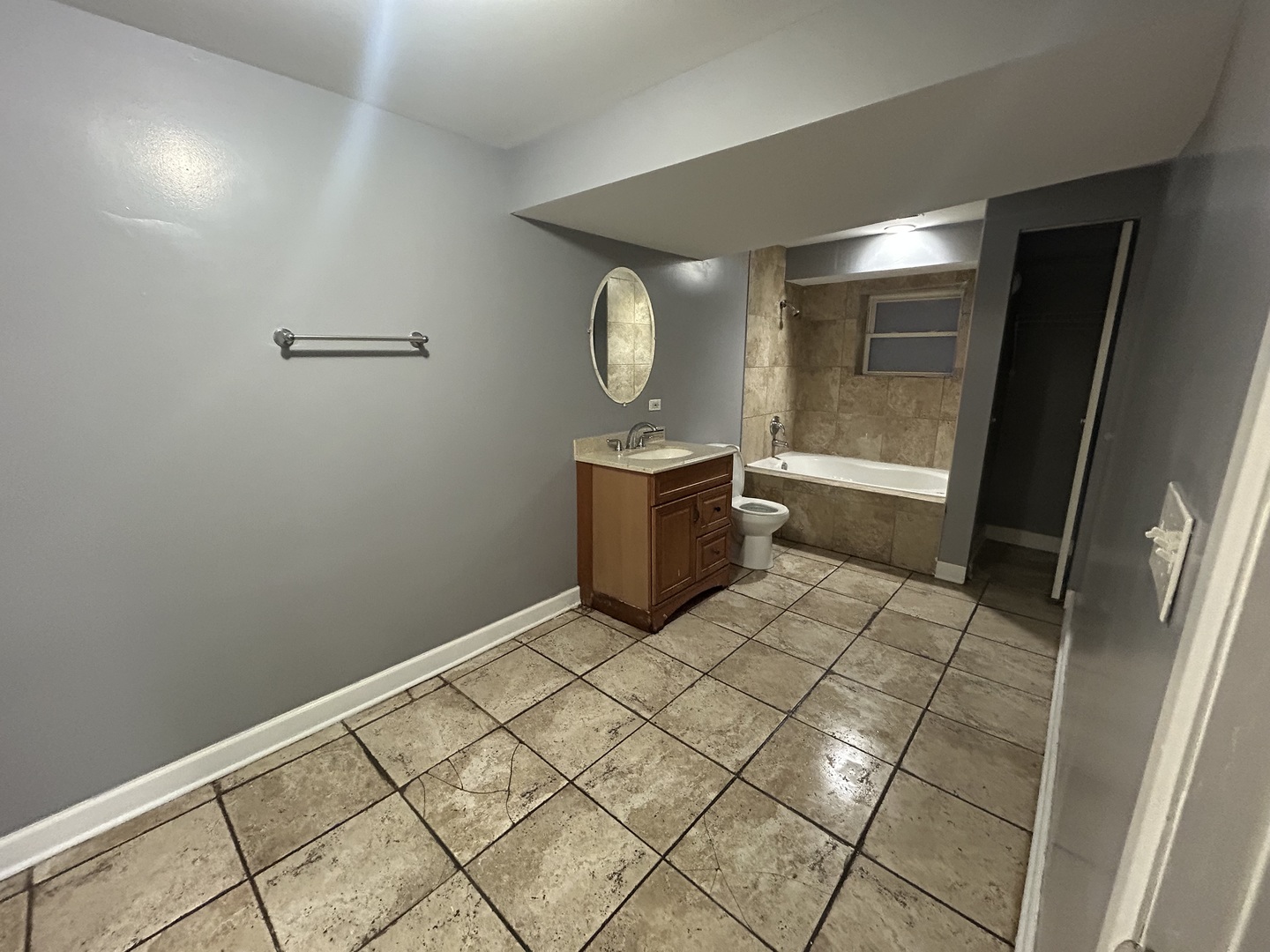 8226 S Drexel Avenue