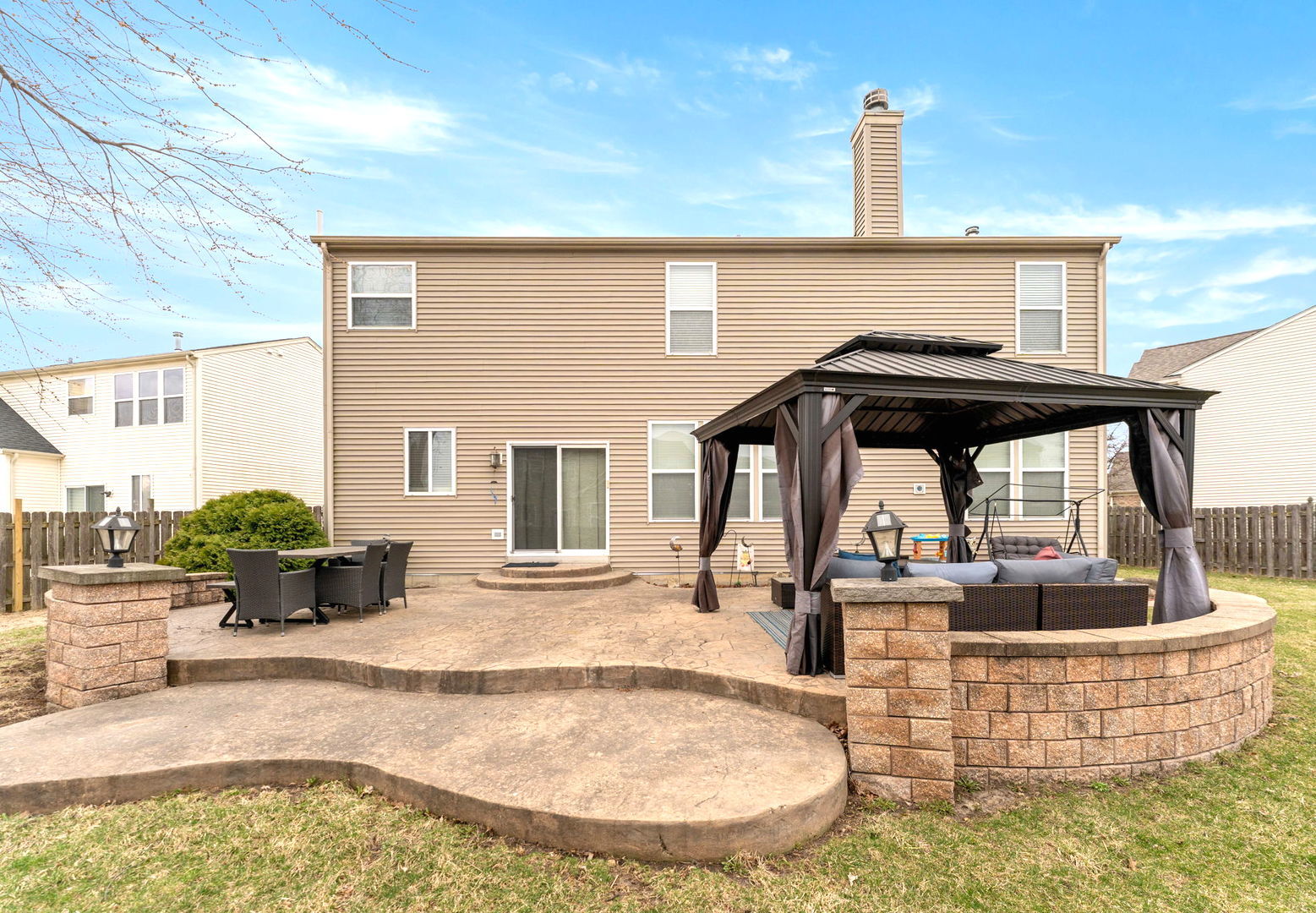 7 Pampas Court
