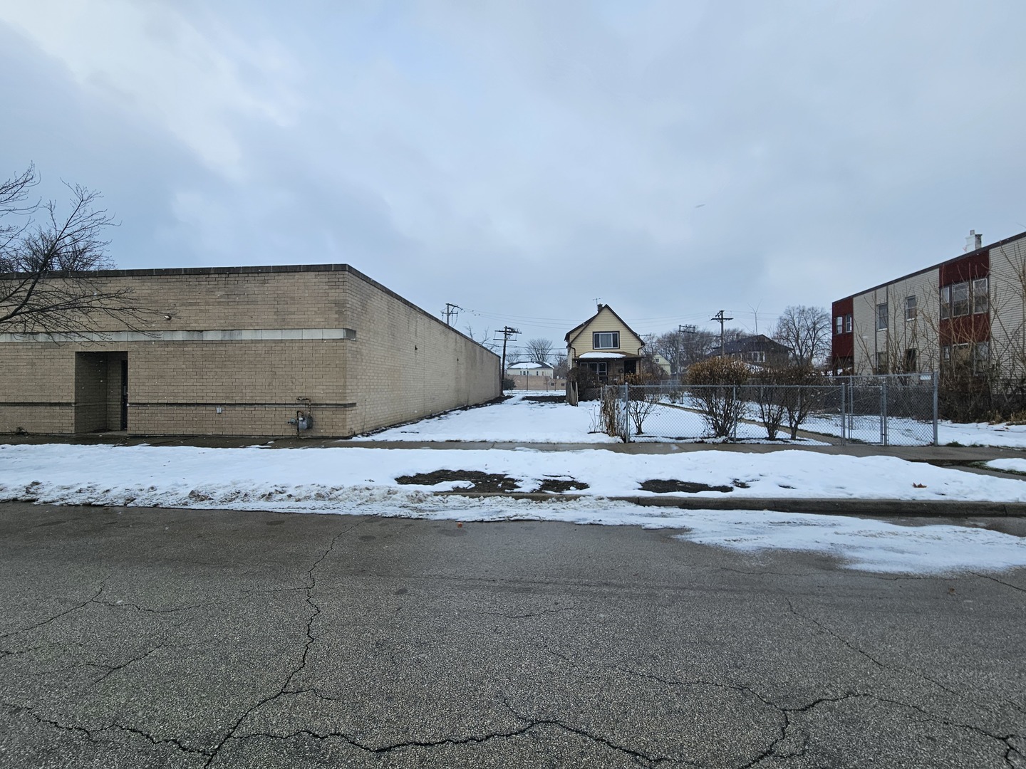 11854 S Lafayette Avenue