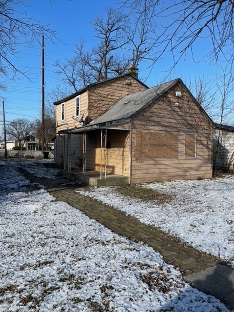 15032 Winchester Avenue