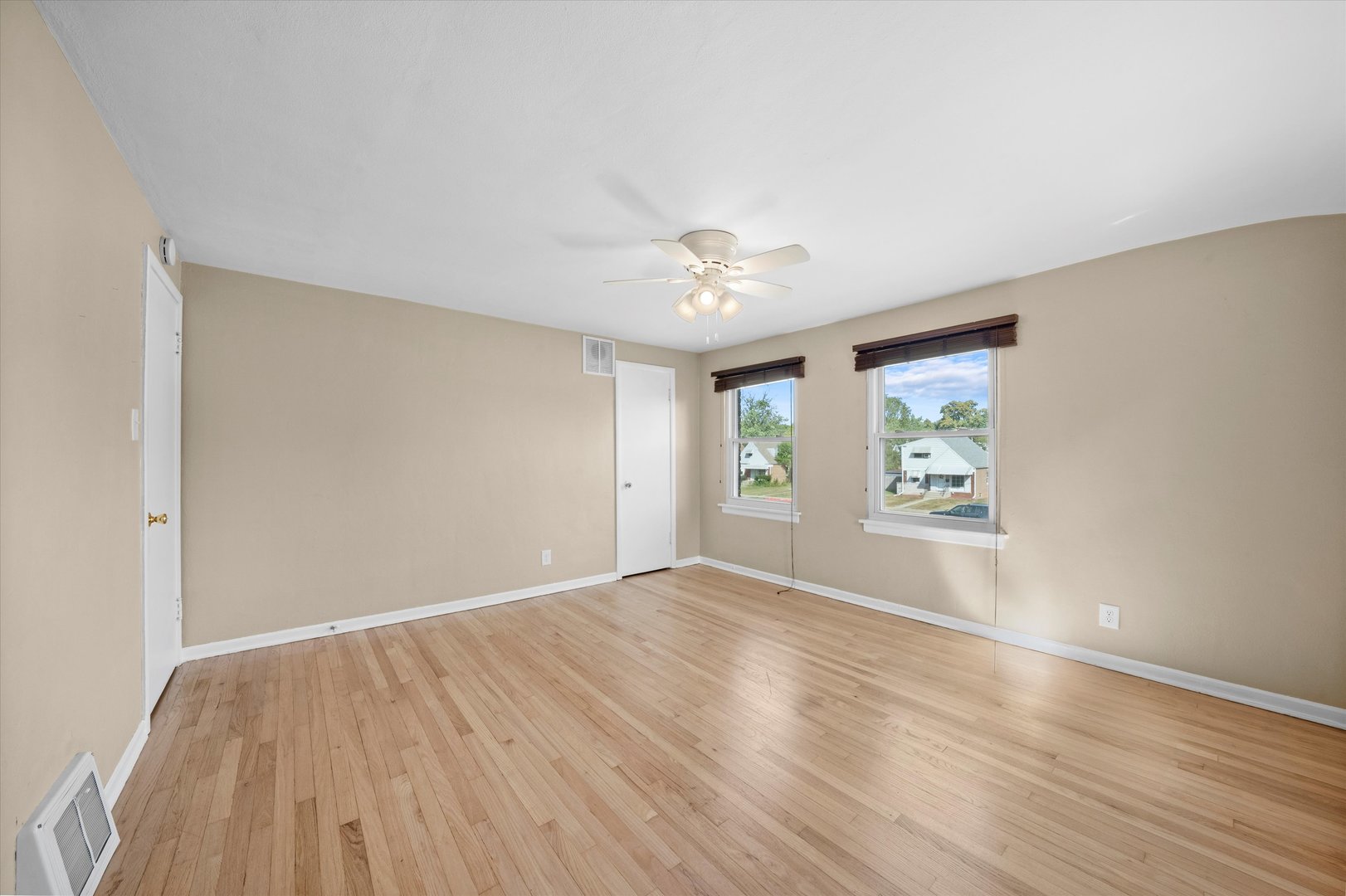 1380 Wentworth Avenue