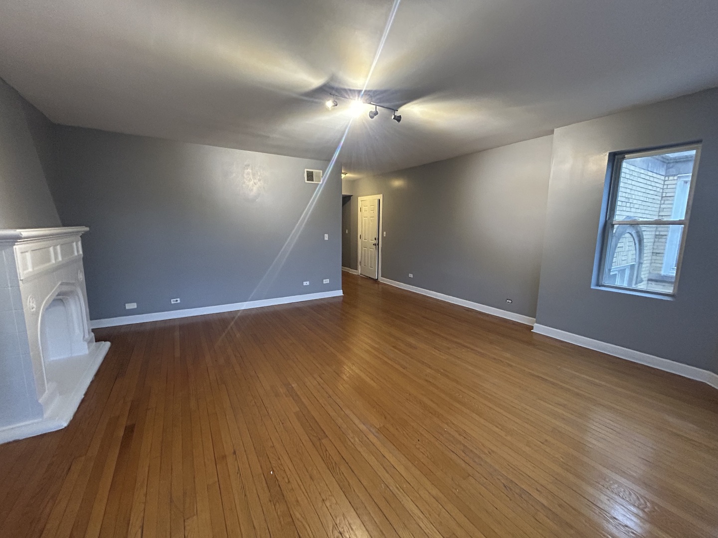 8226 S Drexel Avenue