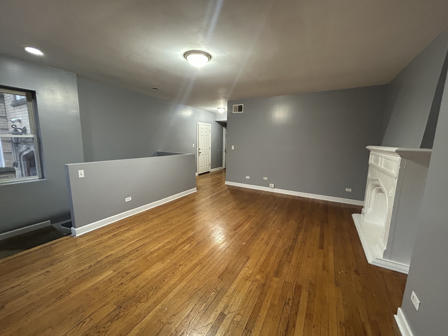 8226 S Drexel Avenue