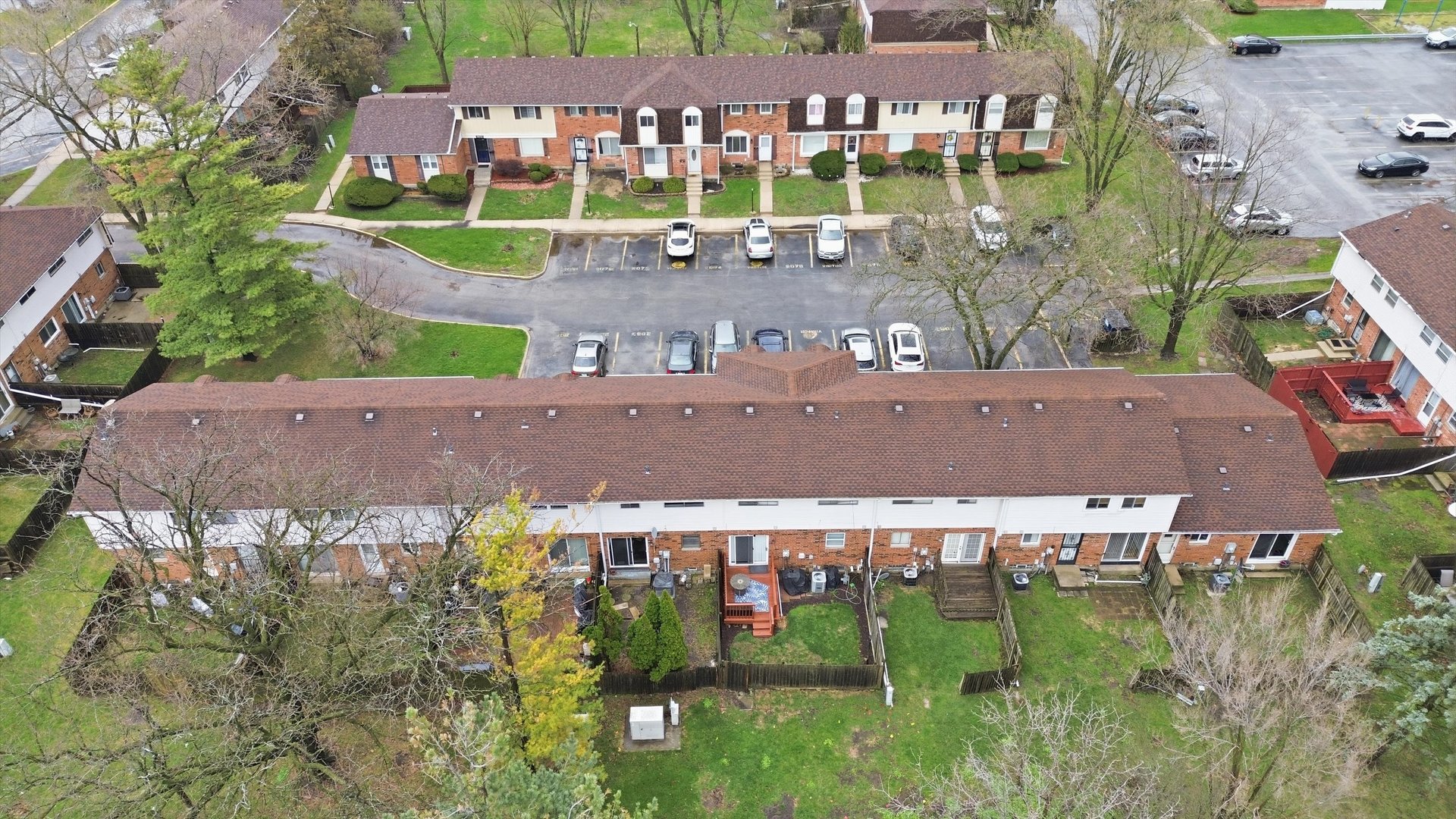2064 LIONCREST Drive Unit: 2064