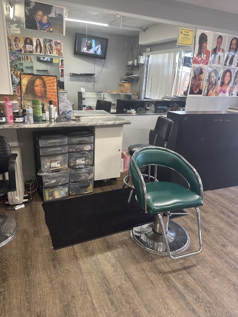 1135 E Sibley Boulevard