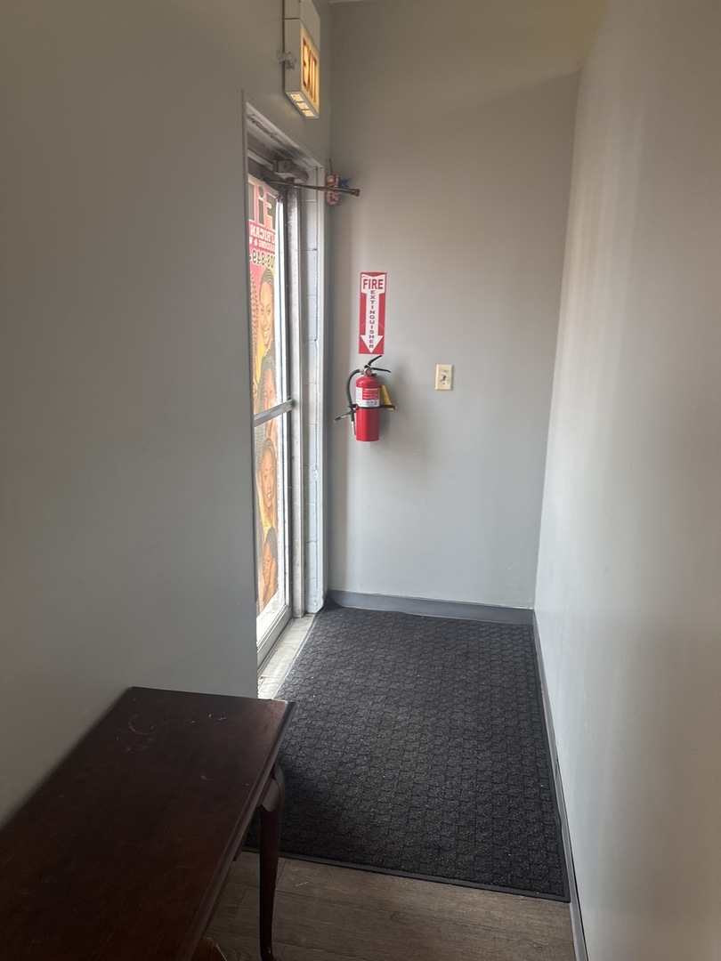 1135 E Sibley Boulevard