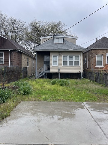 7535 S Vernon Avenue