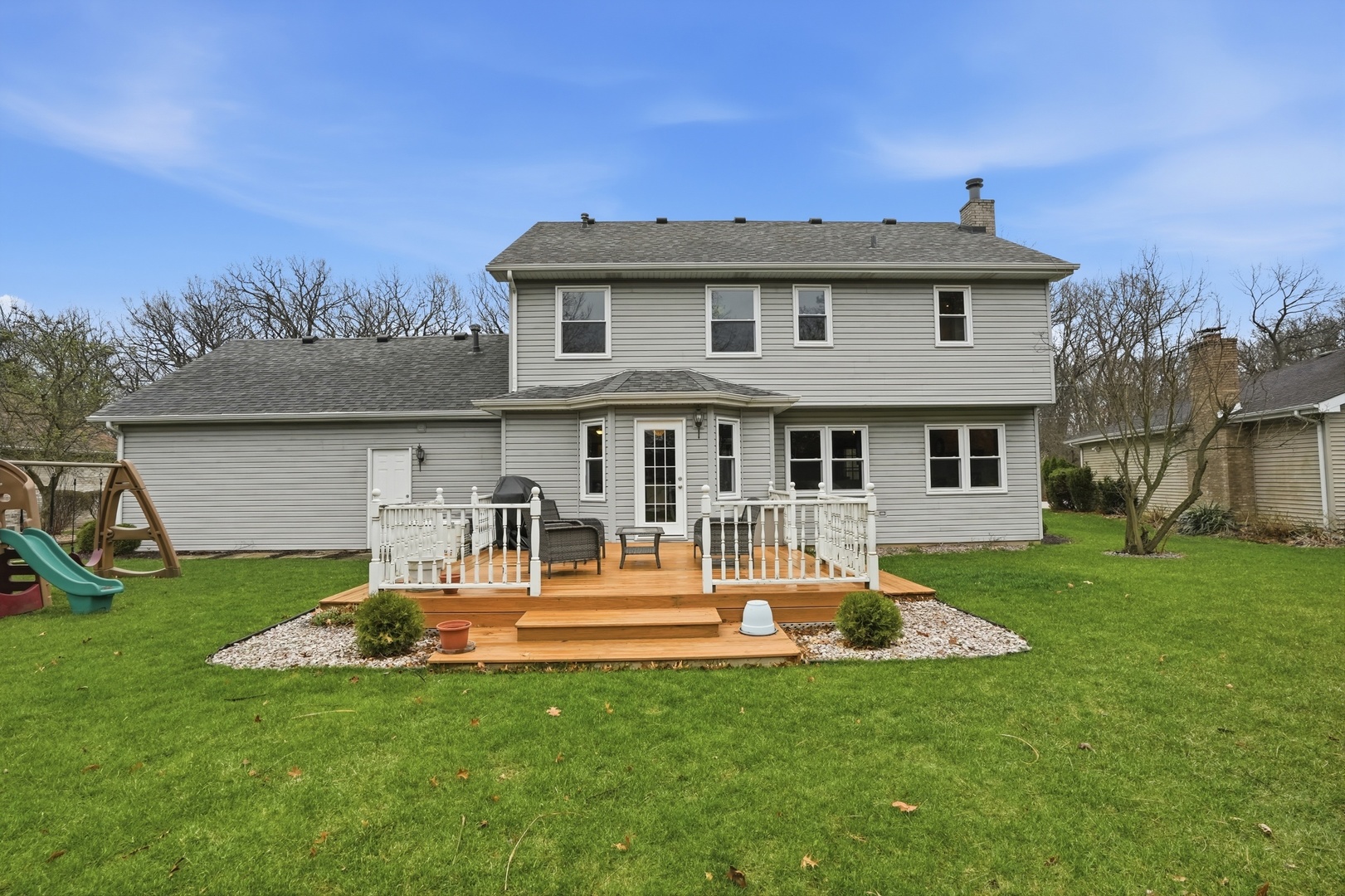 1122 Douglas Lane
