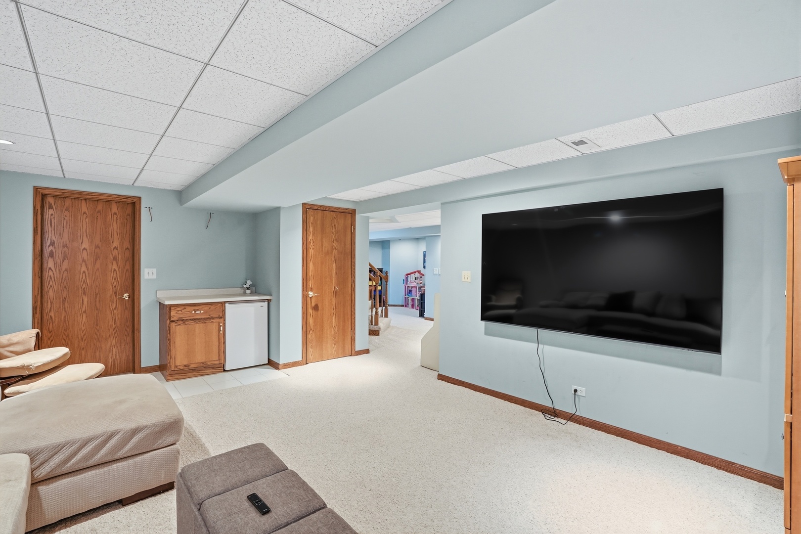 1122 Douglas Lane