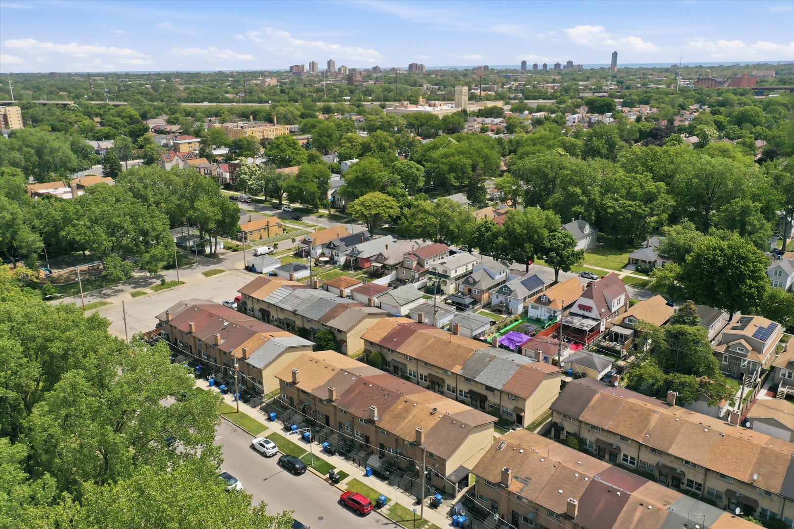 1140 E 81st Street Unit: F