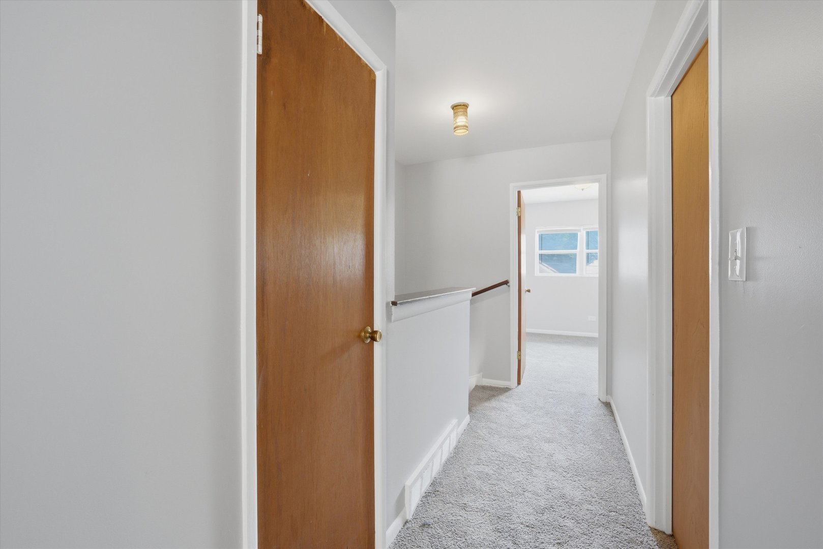 1140 E 81st Street Unit: F
