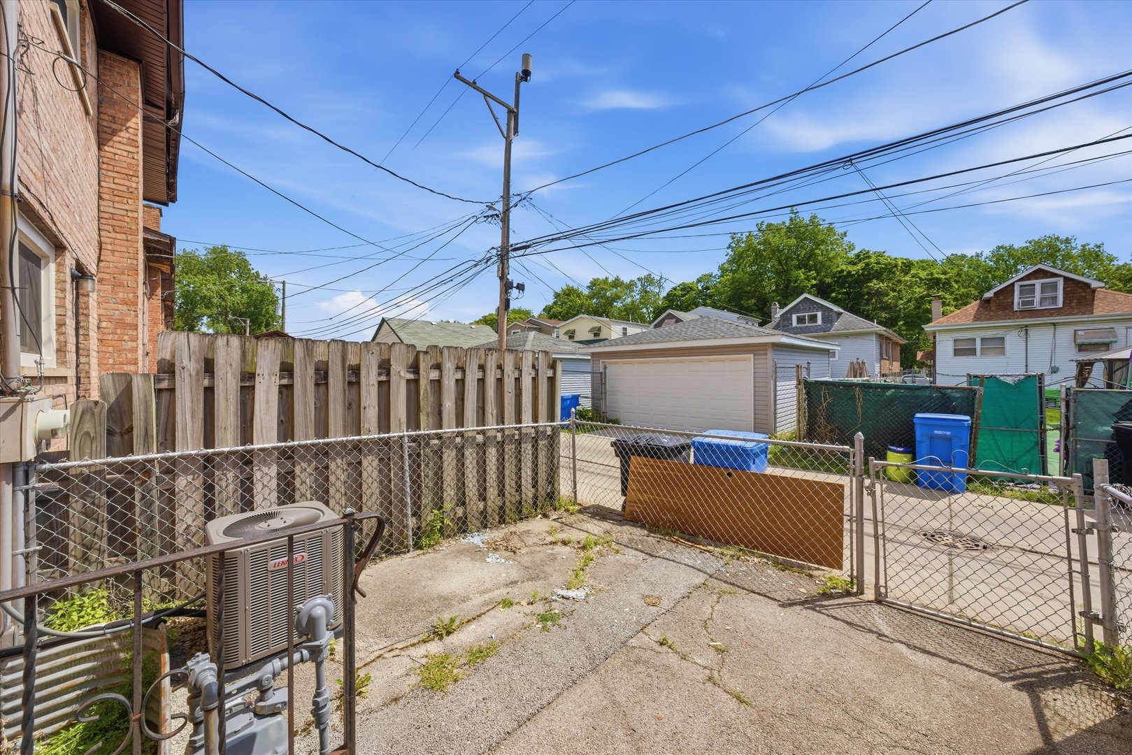 1140 E 81st Street Unit: F