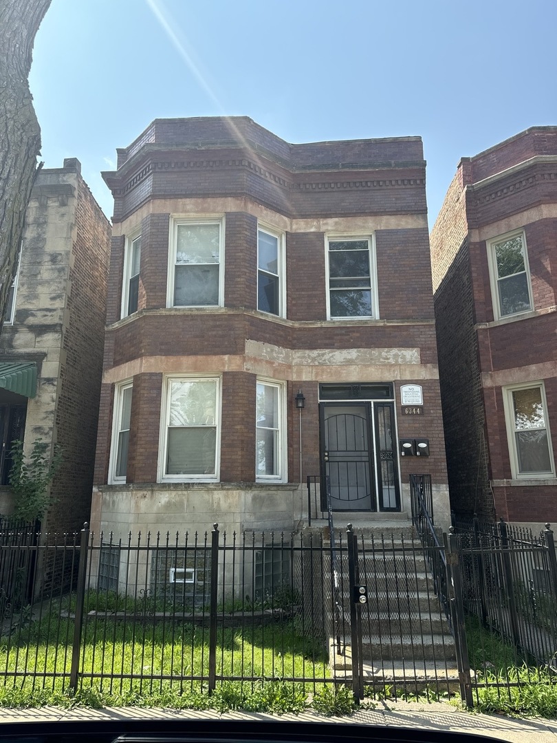 6344 S Eberhart Avenue Unit: 1