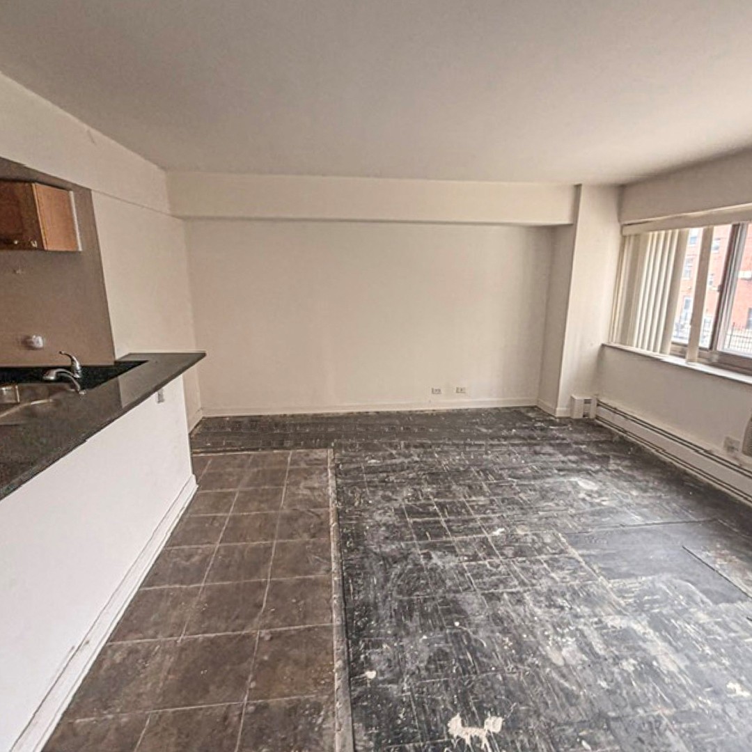 7337 S South Shore Drive Unit: 220