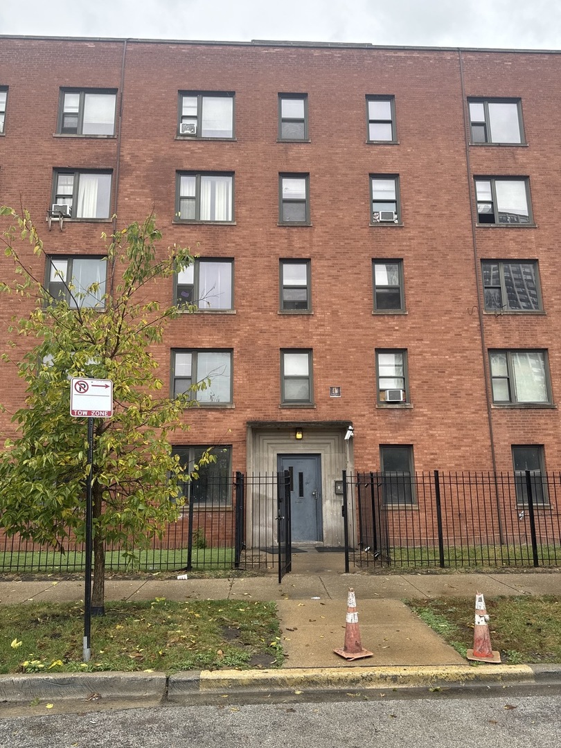 7363 S South Shore Drive Unit: 209