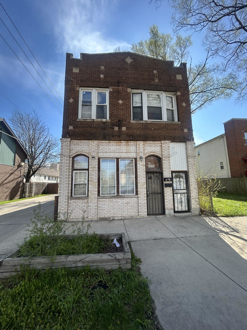 1215 S Spaulding Avenue