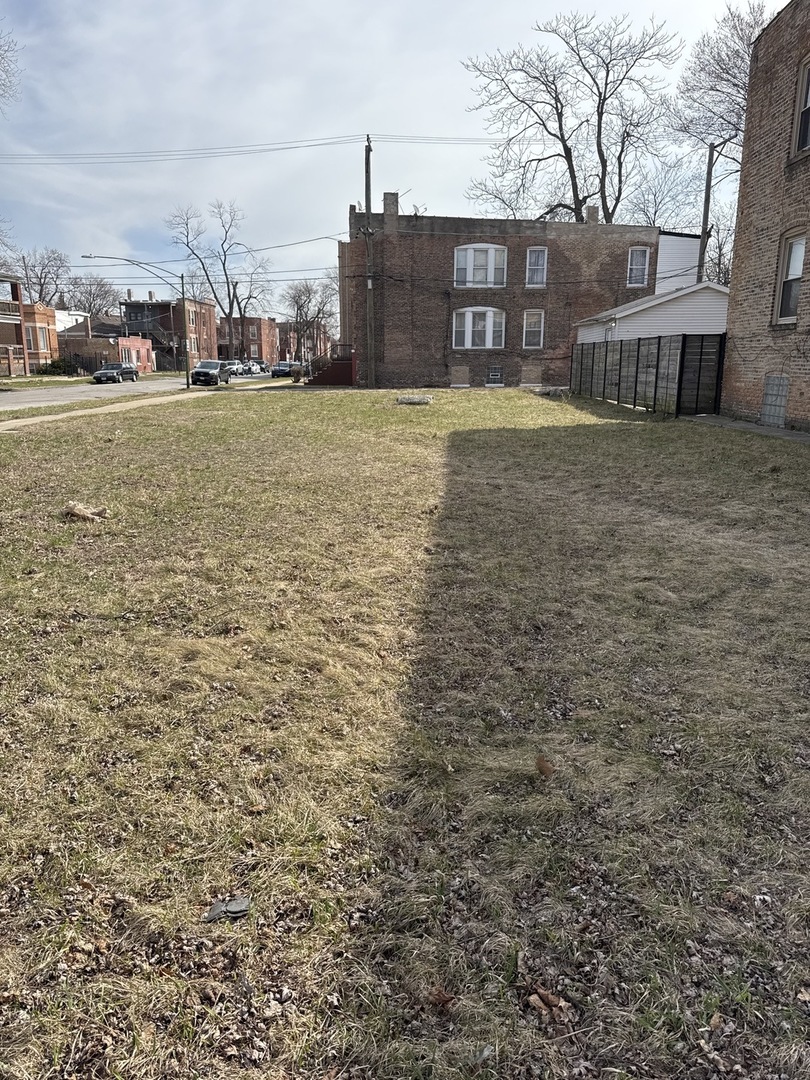 201 E 70th Street