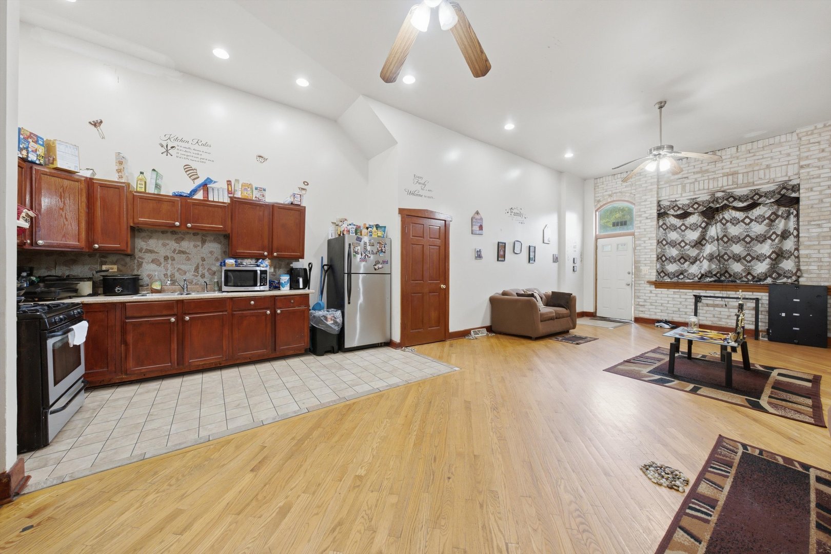 1215 S Spaulding Avenue