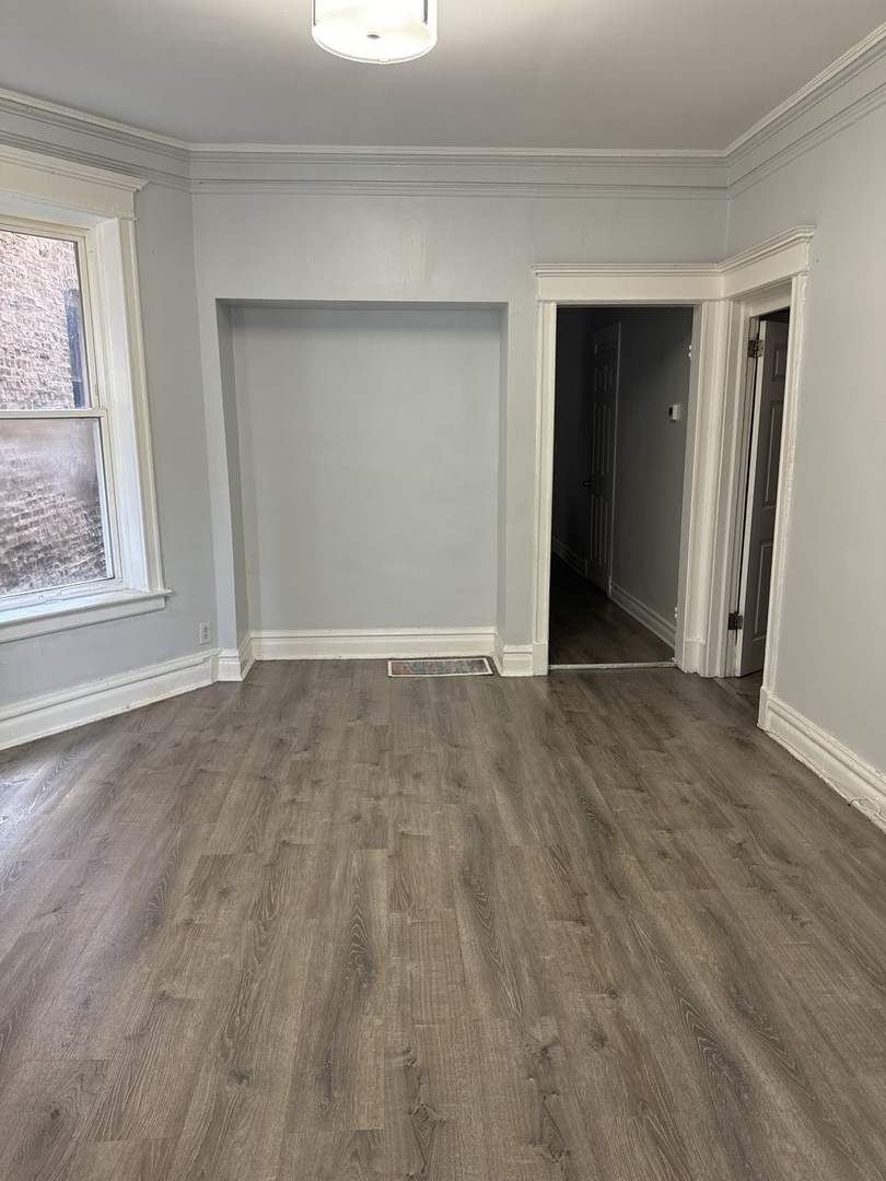 6344 S Eberhart Avenue Unit: 1