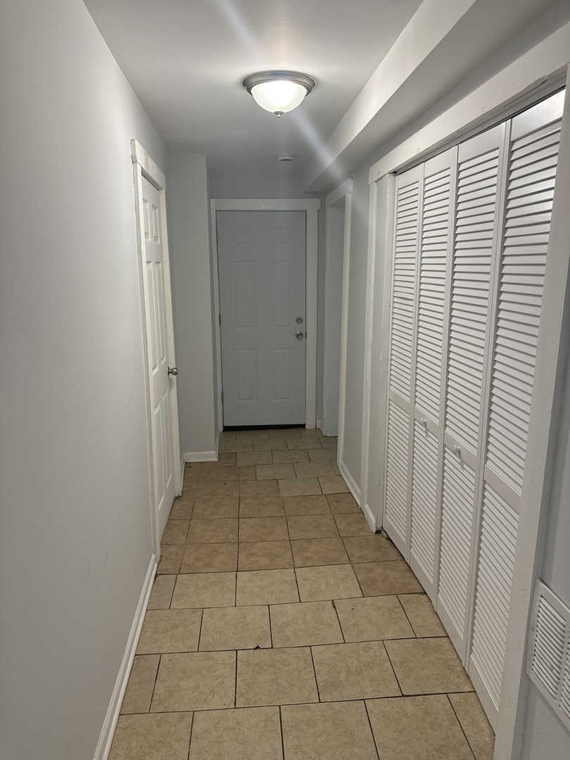 6344 S Eberhart Avenue Unit: 1