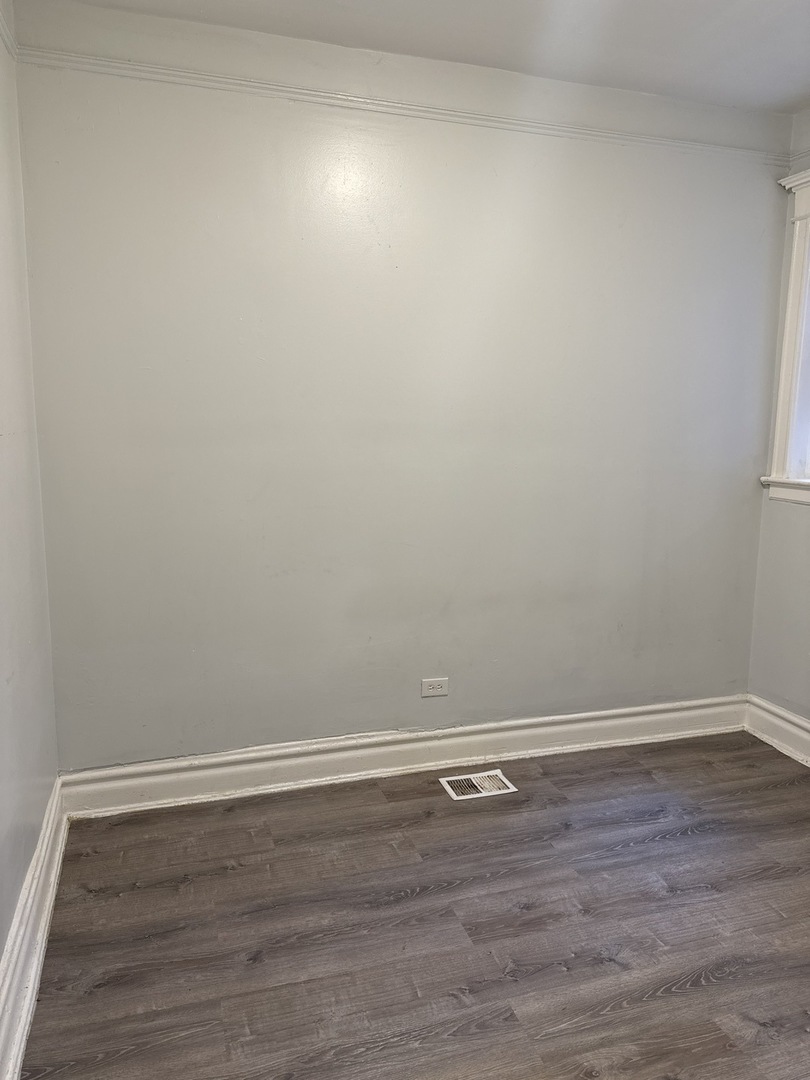 6344 S Eberhart Avenue Unit: 1