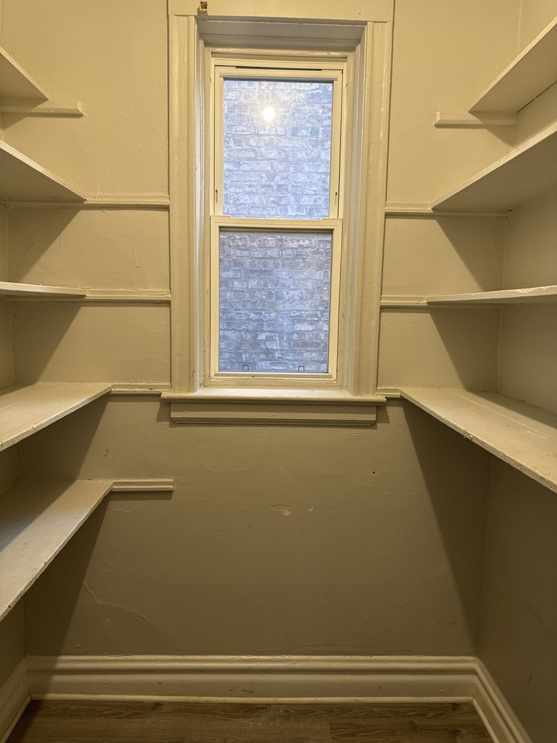 6344 S Eberhart Avenue Unit: 1