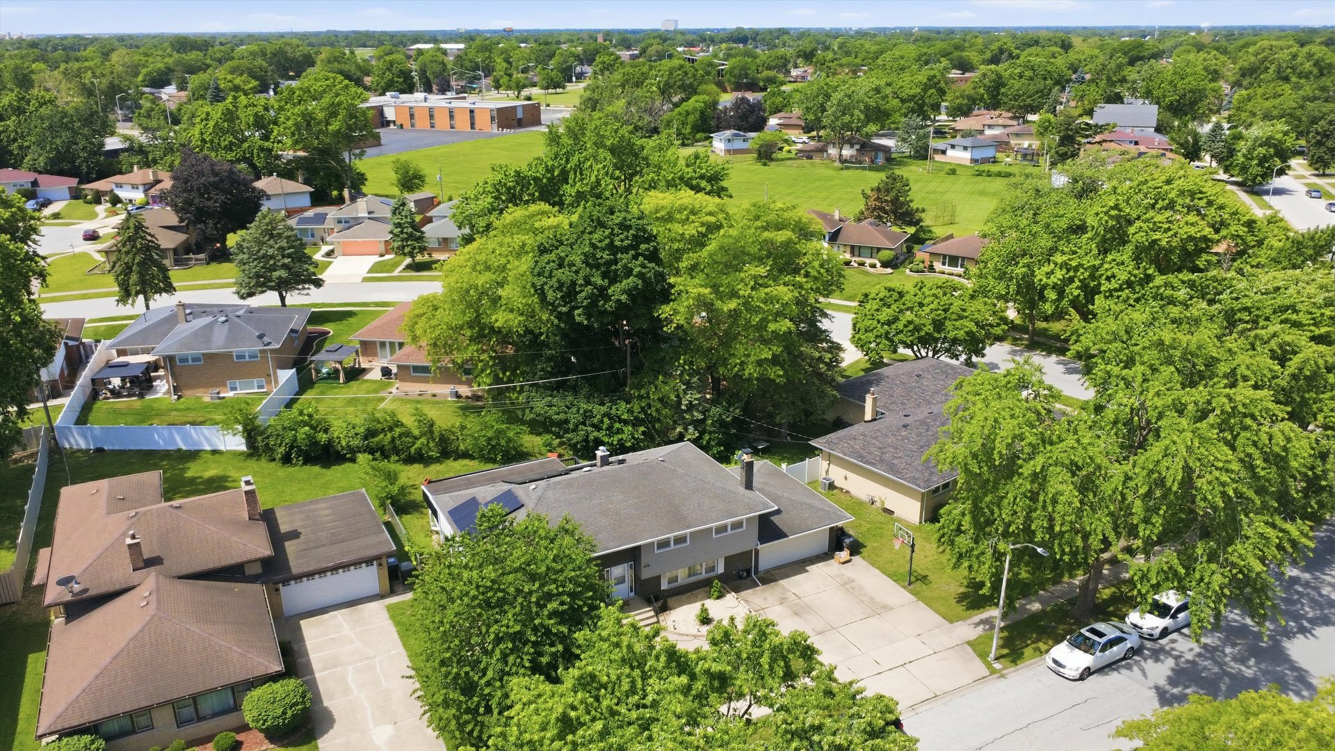 935 E 169th Street