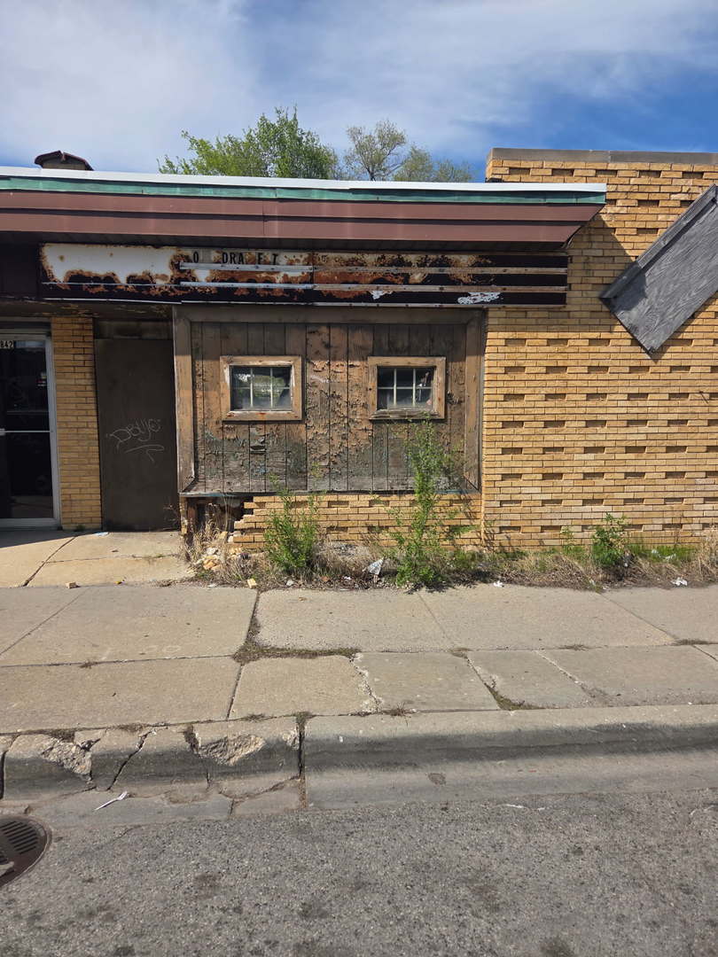 3838 W 79TH Street