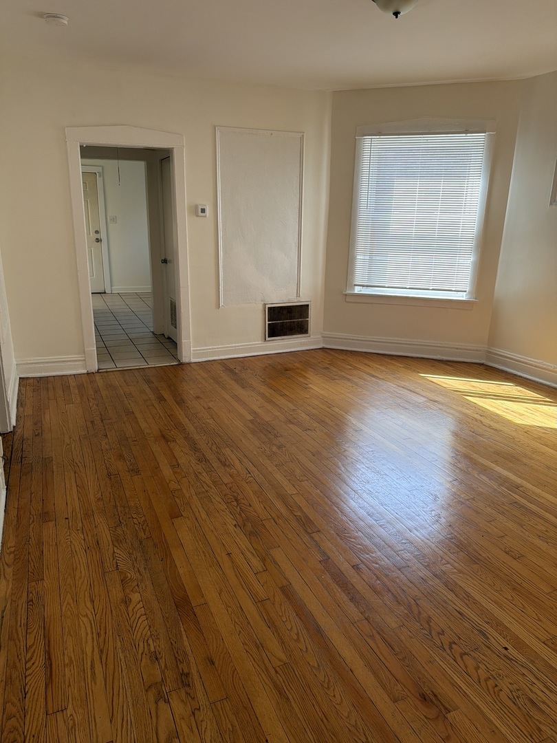 7741 S Yates Boulevard Unit: 3