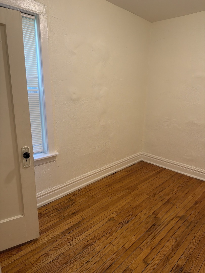 7741 S Yates Boulevard Unit: 3
