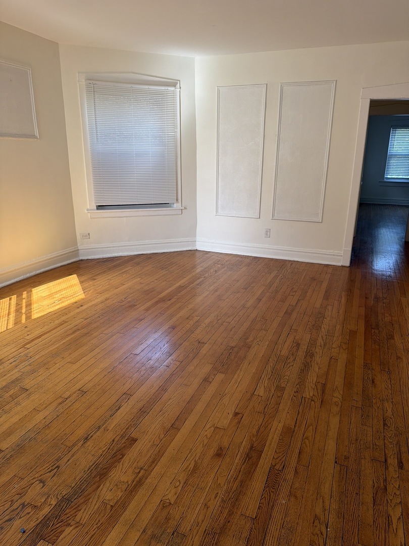 7741 S Yates Boulevard Unit: 3