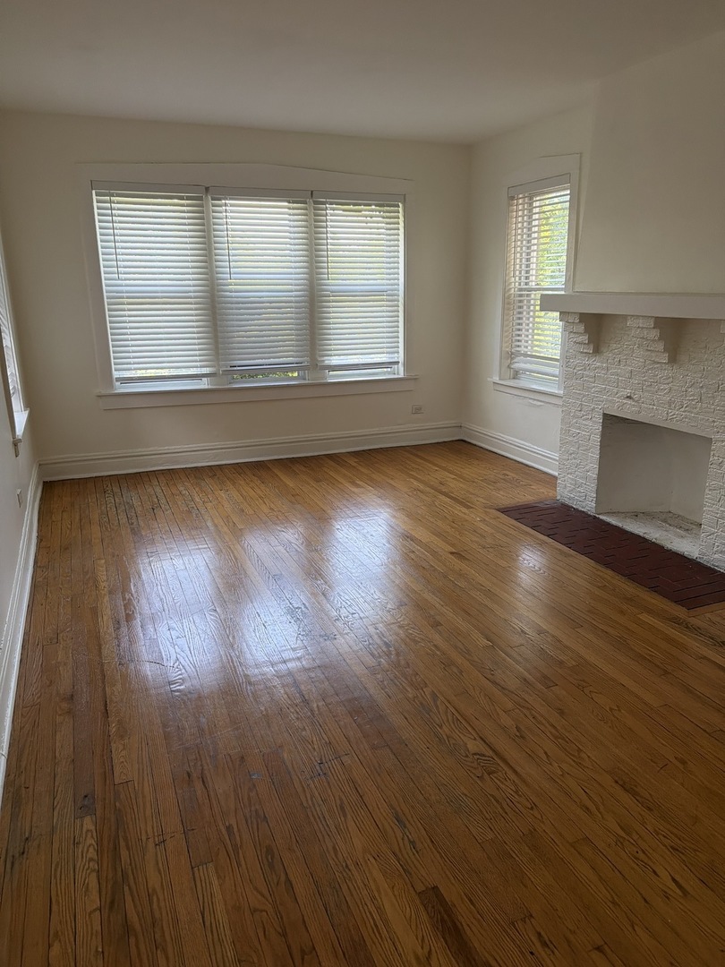 7741 S Yates Boulevard Unit: 3