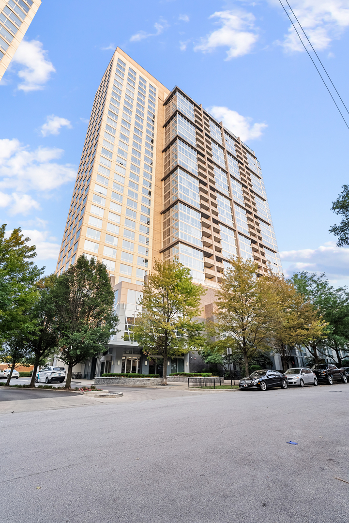 1901 S Calumet Avenue Unit: 1312